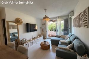 EXCLUSIVITÉ BEAU 2 PIÈCES RÉNOVÉ DE 30 M² DANS RÉSIDENCE