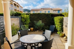 MAS DE 3 PIÈCES DANS RÉSIDENCE SÉCURISÉE PISCINE PROCHE VILLAGE